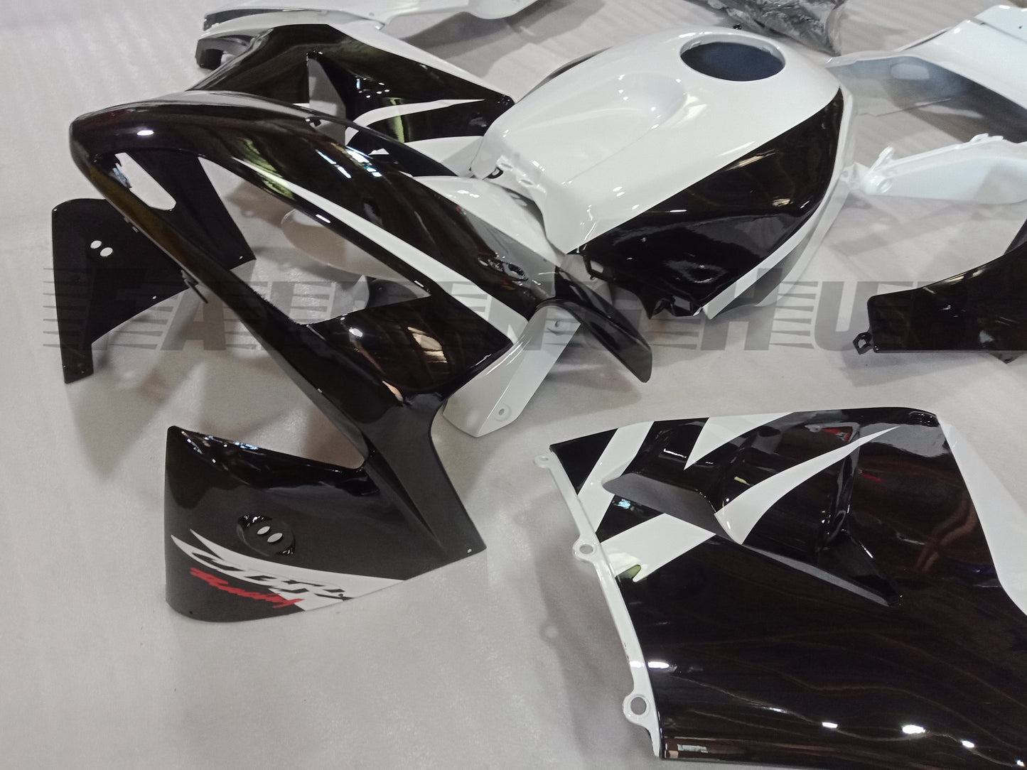 WHITE BLACK FAIRING KIT FOR HONDA CBR600RR F5 2003 2004